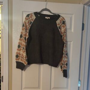 Entro Gray Sweater with Multicolor Patterned Sleeves